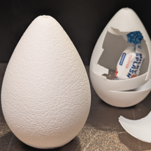 Huevo rompible de pascua